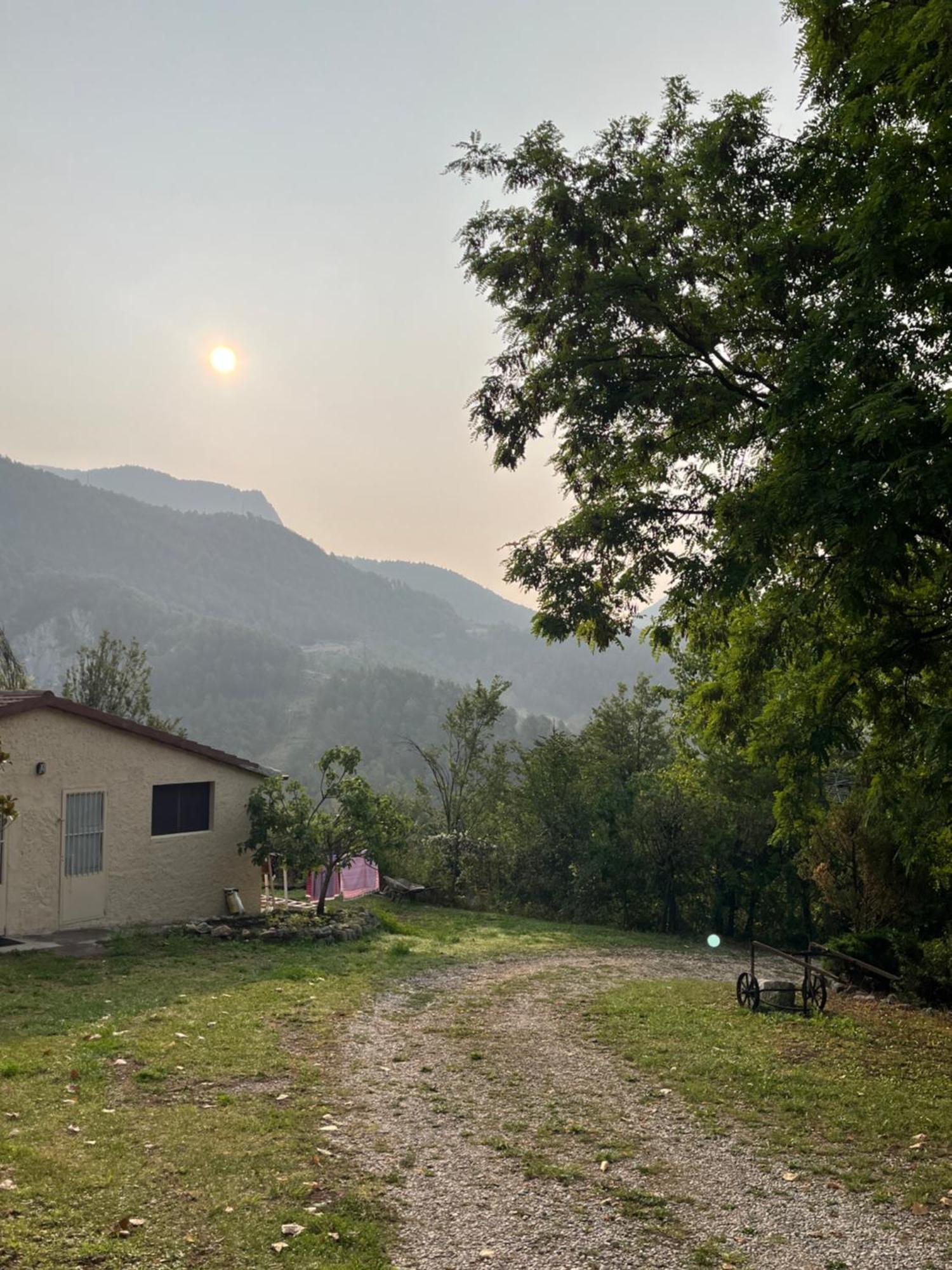 Alberg Rural Torre Del Baro Сан-Льоренс-де-Моруньс Экстерьер фото